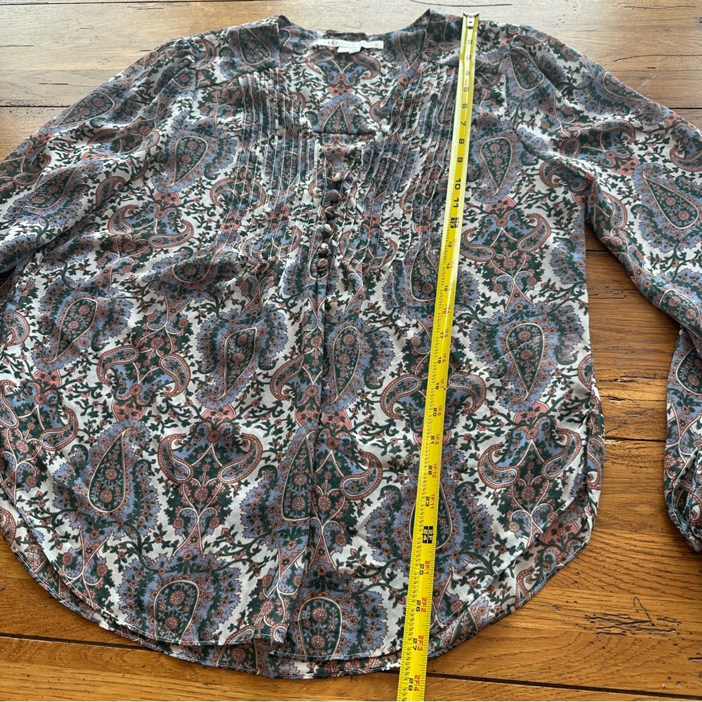 Veronica Beard Lowell Paisley Pin Tuck Long Sleeve Sheer Blouse Size 12 EUC - Picture 3 of 14